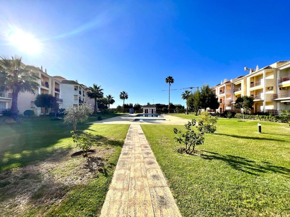 Quarteira Elegant With Pool By Homing Διαμέρισμα Εξωτερικό φωτογραφία